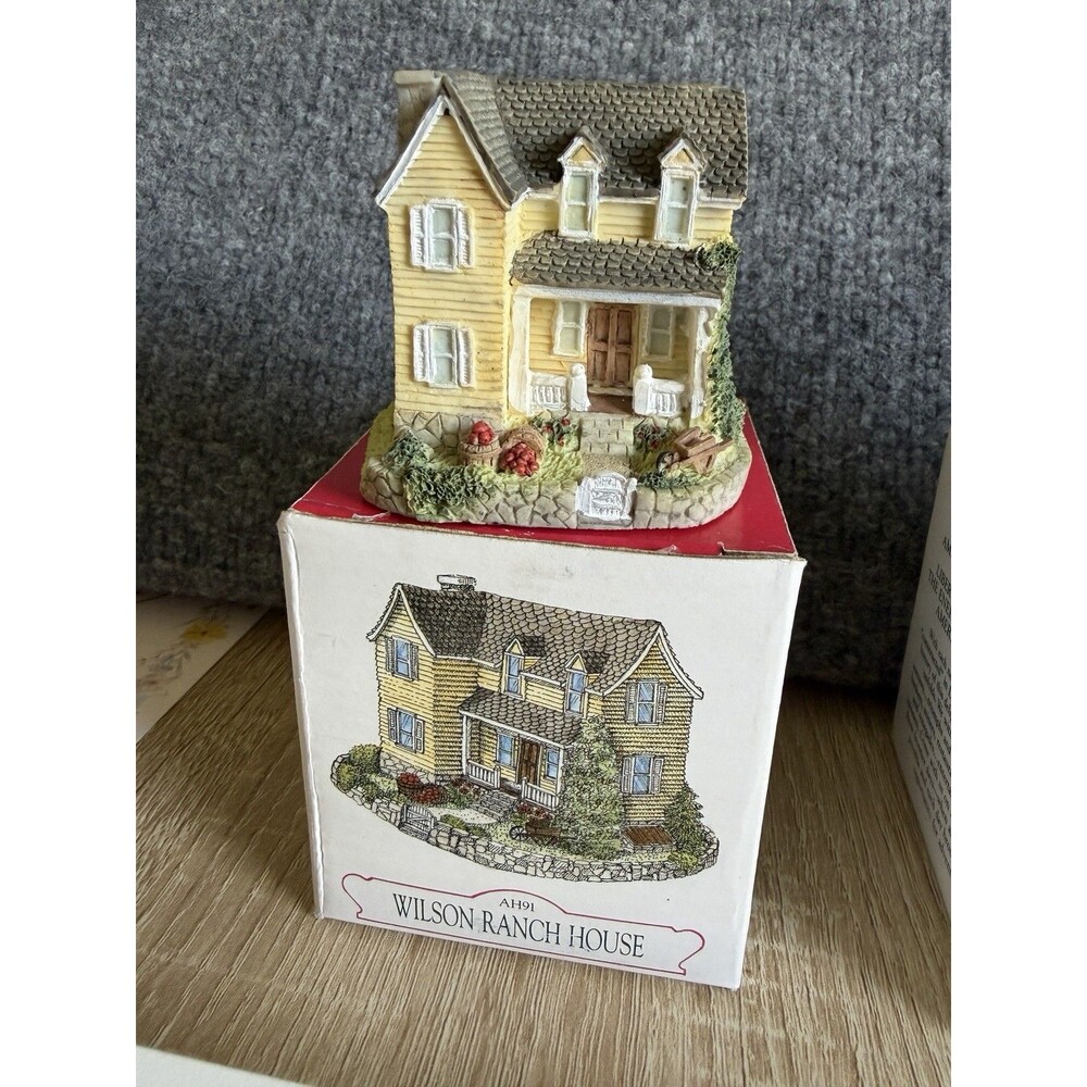VTG FALLS VILLAGE/AMERICANA COLLECTION w/BOXES- 17 available, 100$ - Picture 9 of 16